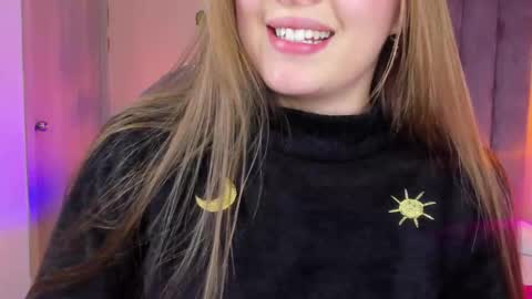 Dahlia online show from December 19, 2025, 4:52 am