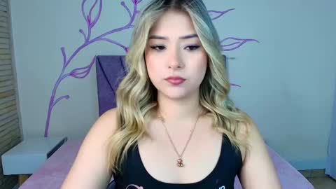 Dahlia online show from February 28, 2025, 3:04 am
