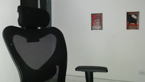 Snapshot of dahliarios chatting on July 14, 2026, 2:05 am lorena online show from July 14, 2026, 2:05 am