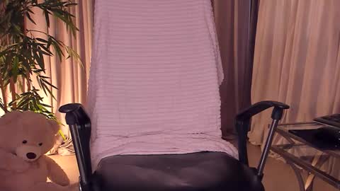 Deea  online show from September 30, 2025, 7:02 am