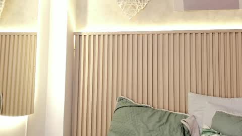 Snapshot of daiana_curly chatting on May 18, 2026, 7:31 pm Daiana online show from May 18, 2026, 7:31 pm
