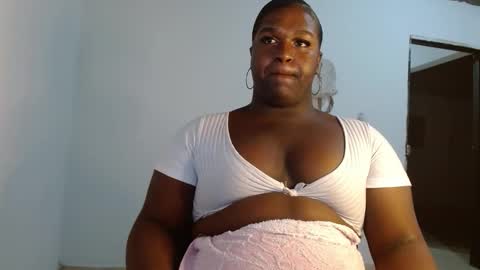 Snapshot of daiishawolf chatting on April 19, 2026, 2:33 am Daiisha.. online show from April 19, 2026, 2:33 am