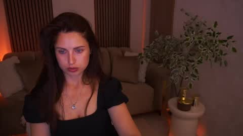 Snapshot of daiisybliss chatting on July 13, 2026, 8:06 am daiisybliss online show from July 13, 2026, 8:06 am