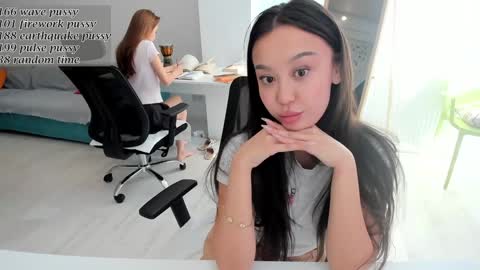 Snapshot of daily_love chatting on November 6, 2025, 6:14 am daily_love online show from November 6, 2025, 6:14 am