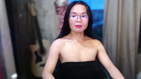 Kim online show from June 25, 2026, 10:09 am