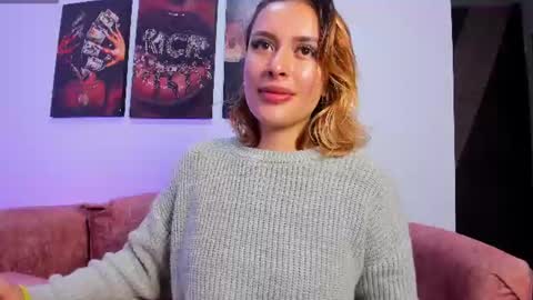Snapshot of dailynrose chatting on July 7, 2026, 3:53 am DAILY online show from July 7, 2026, 3:53 am