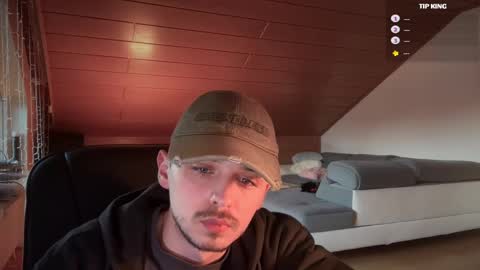 Daimon  online show from February 17, 2025, 6:53 am