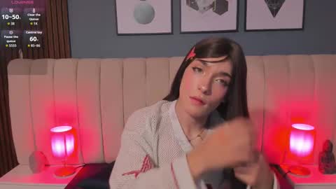 daimondpink online show from October 18, 2025, 3:53 am