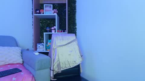 Angel online show from March 3, 2025, 12:58 pm