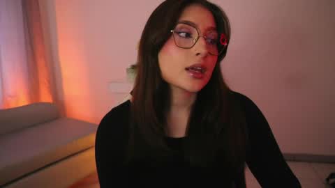 Snapshot of daisha_riley chatting on May 5, 2026, 12:35 pm Lauren online show from May 5, 2026, 12:35 pm