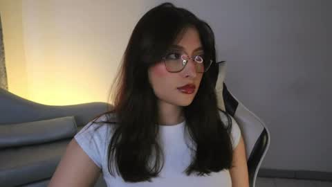 Snapshot of daisha_riley chatting on May 15, 2026, 2:35 pm Lauren online show from May 15, 2026, 2:35 pm