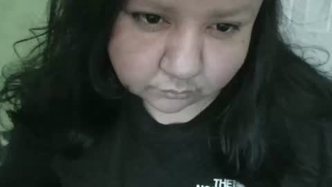 daisnconfusion_ online show from February 25, 2025, 8:51 pm