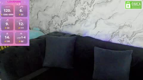 DaIsy Abby online show from November 18, 2025, 4:39 am