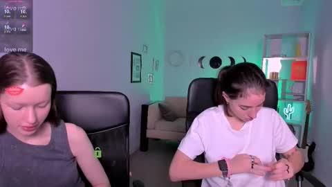 daisy online show from December 3, 2025, 8:18 pm