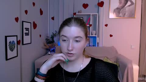 Little Di online show from March 3, 2025, 12:15 am