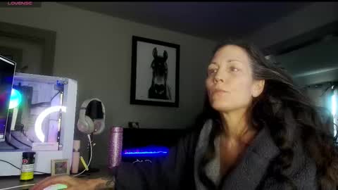 Daisy online show from January 12, 2026, 2:55 pm