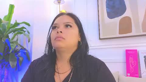Snapshot of daisy_price chatting on July 3, 2026, 10:43 am Daisy Price online show from July 3, 2026, 10:43 am