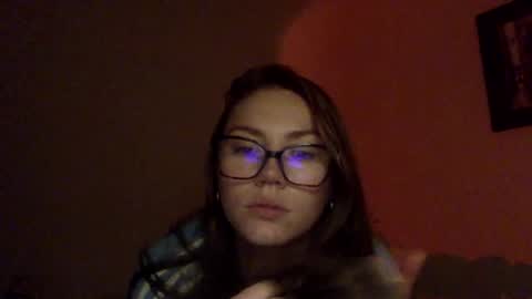 Snapshot of daisycollins1111 chatting on June 23, 2026, 12:36 pm Daisy online show from June 23, 2026, 12:36 pm