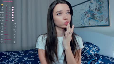 Naomi online show from December 5, 2024, 7:27 am