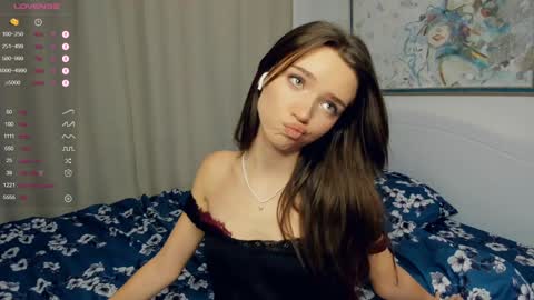 Naomi online show from December 9, 2024, 7:39 am