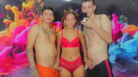 girl- paola online show from February 15, 2025, 2:58 am