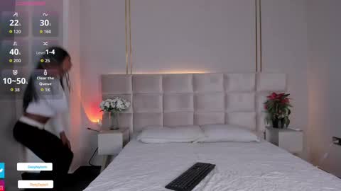 Daisy online show from November 18, 2025, 12:20 pm