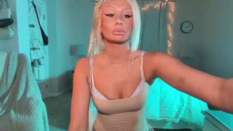 Snapshot of daisyy888 chatting on June 19, 2026, 12:48 am daisy online show from June 19, 2026, 12:48 am