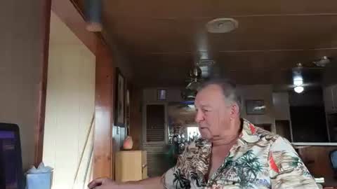 Snapshot of dakit2 chatting on September 21, 2025, 3:13 pm dakit online show from September 21, 2025, 3:13 pm