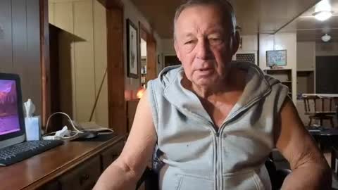 Snapshot of dakit2 chatting on October 21, 2025, 1:01 pm dakit online show from October 21, 2025, 1:01 pm