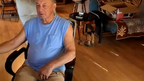 Snapshot of dakit2 chatting on June 14, 2026, 3:14 pm dakit online show from June 14, 2026, 3:14 pm