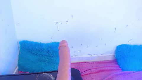 VALENTINA  online show from September 29, 2025, 8:08 am