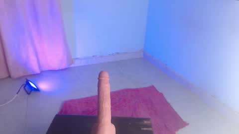 VALENTINA  online show from October 27, 2025, 7:56 am