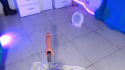 VALENTINA  online show from June 25, 2026, 6:18 am
