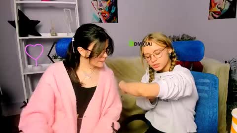 Snapshot of dakota4you chatting on March 5, 2025, 4:46 pm Dakota online show from March 5, 2025, 4:46 pm