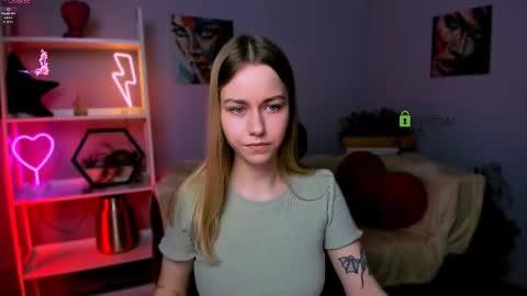 Snapshot of dakota4you chatting on March 7, 2025, 11:27 pm Dakota online show from March 7, 2025, 11:27 pm