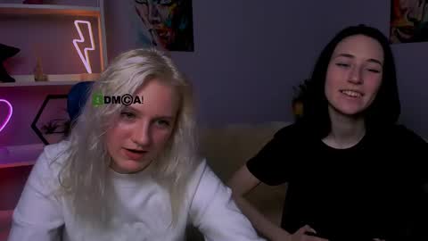 Snapshot of dakota4you chatting on March 10, 2025, 4:03 pm Dakota online show from March 10, 2025, 4:03 pm