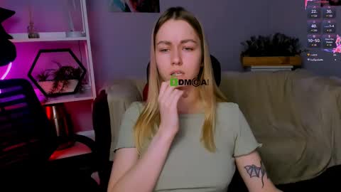 Snapshot of dakota4you chatting on March 11, 2025, 1:16 am Dakota online show from March 11, 2025, 1:16 am