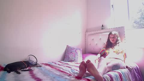 Dakota and Aron online show from December 11, 2024, 5:04 pm