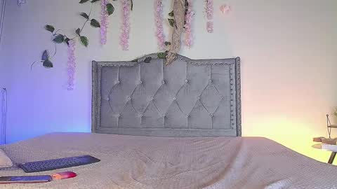 dakota carsson online show from March 13, 2026, 1:01 am