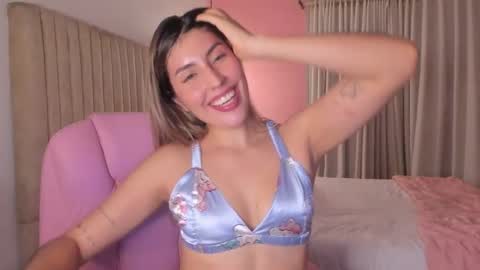 Helloo HAPPY NEW YEAR  Ill be back soon   online show from October 22, 2025, 2:45 am