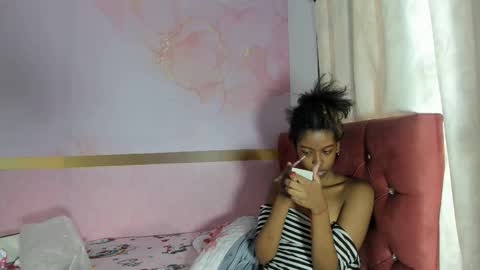 Snapshot of dakota_evans18 chatting on October 19, 2025, 9:48 pm DAKOTA online show from October 19, 2025, 9:48 pm