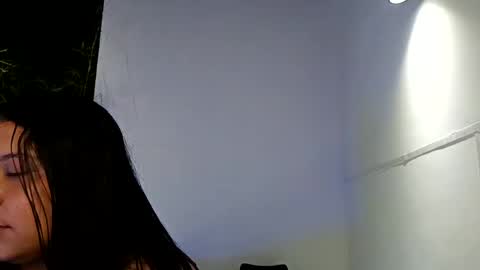 dakota_jhons1 online show from November 2, 2025, 5:43 am