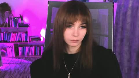 dakotaajohnnson online show from February 21, 2025, 8:51 am