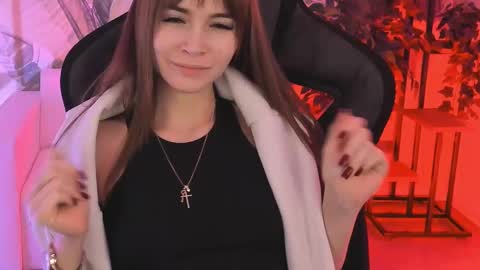 dakotaajohnnson online show from February 25, 2025, 3:09 am