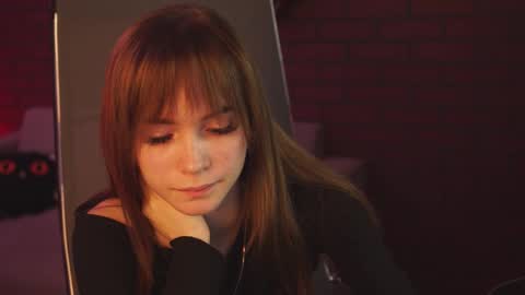 dakotaajohnnson online show from March 5, 2025, 8:32 am