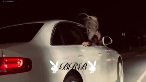 dakotaajohnnson online show from October 14, 2025, 8:15 am