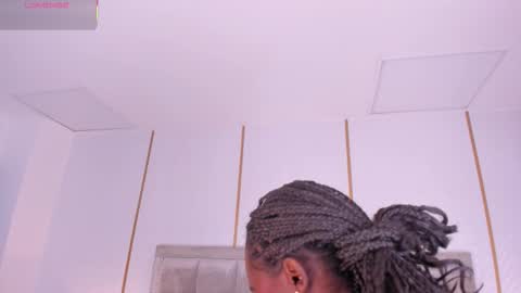 Snapshot of dakotawangi chatting on February 16, 2026, 3:24 am online show from February 16, 2026, 3:24 am