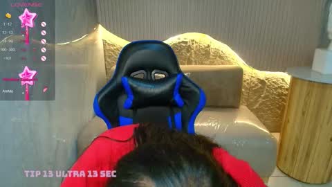 Snapshot of dakotha_v chatting on September 25, 2025, 9:18 pm Dakotha online show from September 25, 2025, 9:18 pm