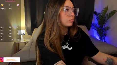 dakottaa__ online show from January 5, 2026, 11:41 pm