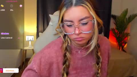 Snapshot of dakottaa__ chatting on July 23, 2026, 1:58 am dakottaa__ online show from July 23, 2026, 1:58 am
